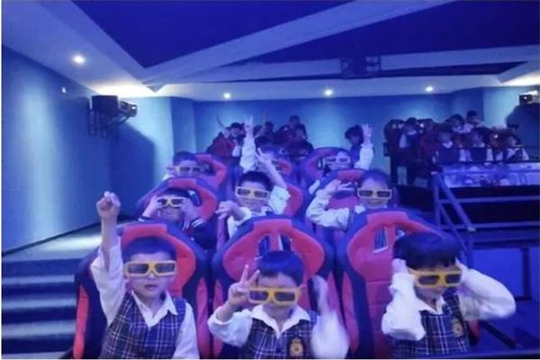 5D影院為什么不適合小孩子觀看？